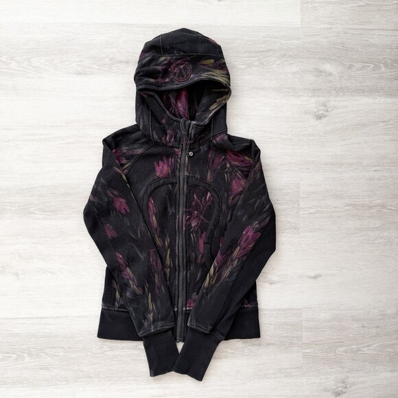 Lululemon Tops - Lululemon Scuba Hoodie VTG RARE OG Protea Floral Print Black Pink Green Size 6
